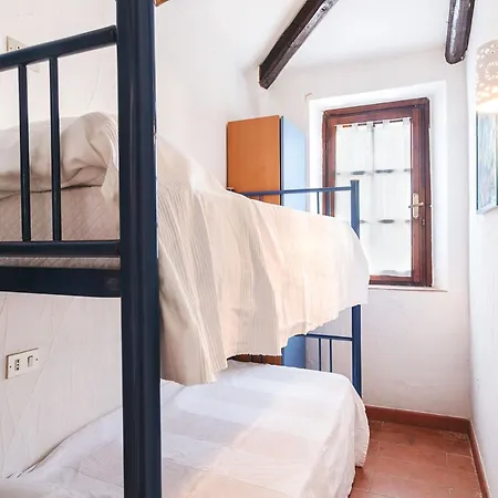 Holiday home Casa Mucchi Bianchi Pc33 *